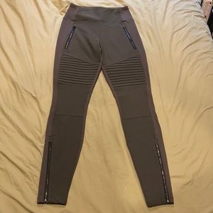 Athleta Headlands Hybrid Moto Tight